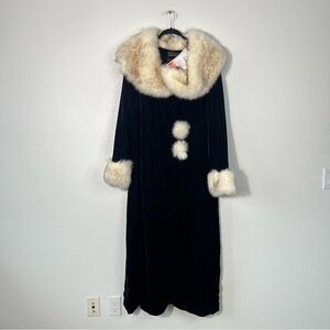 Luxe by Especially Yours Black Velvet Maxi Faux Fur Trim Coat Dress Size 1X NWT